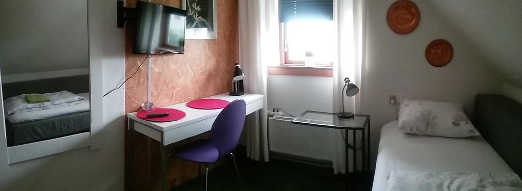 Svalegaarden Guesthouse Saerslev Экстерьер фото