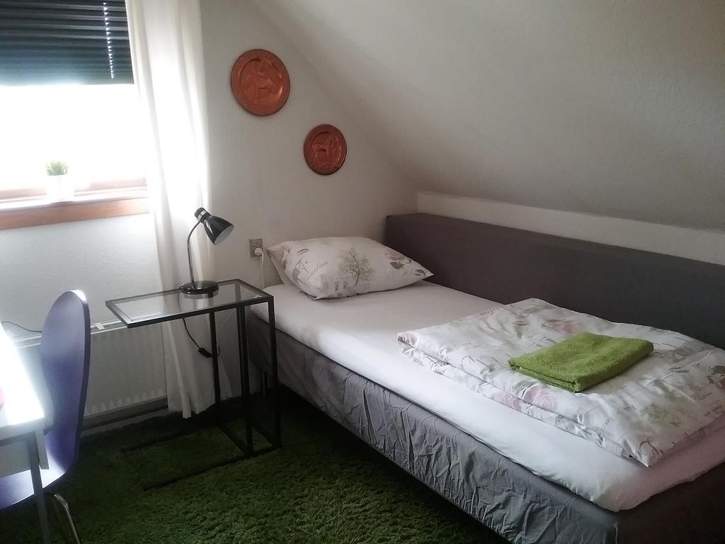 Svalegaarden Guesthouse Saerslev Экстерьер фото
