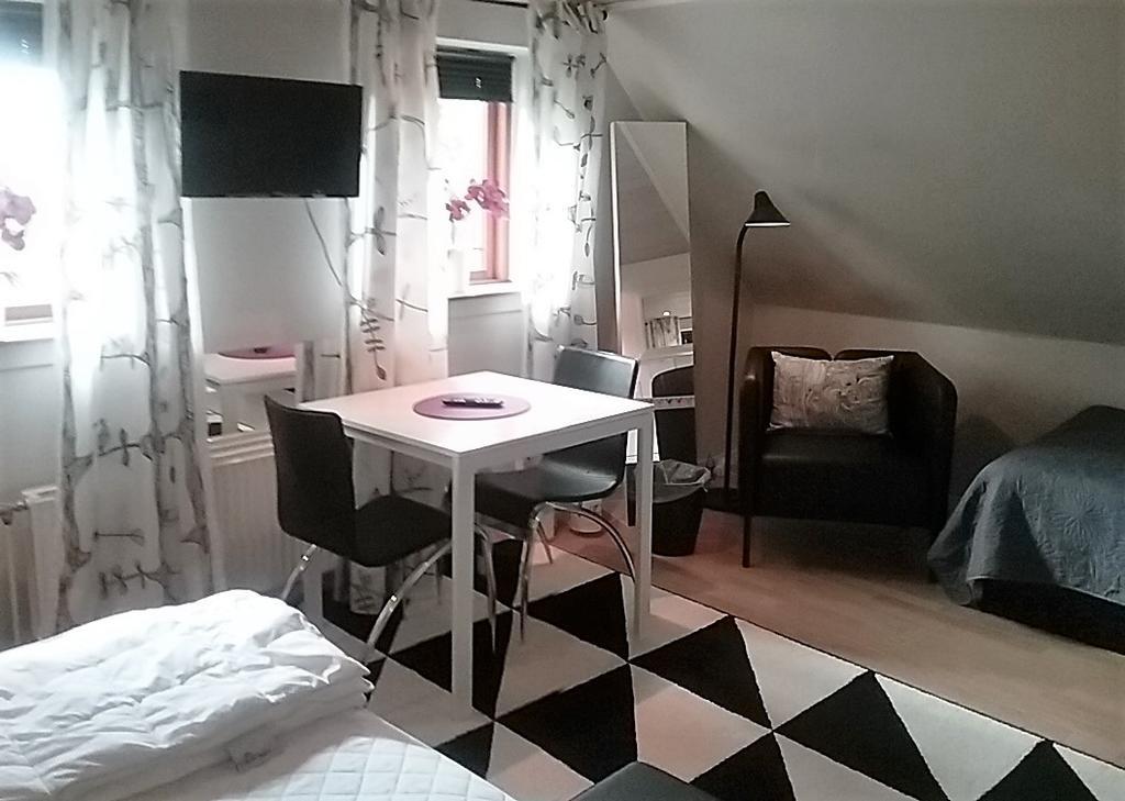 Svalegaarden Guesthouse Saerslev Экстерьер фото